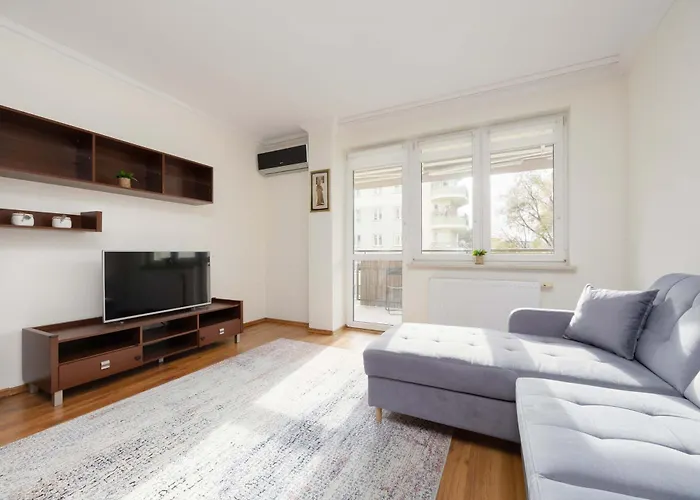 아파트 Bemowo Air-conditioned With Balcony By Renters 바르샤바